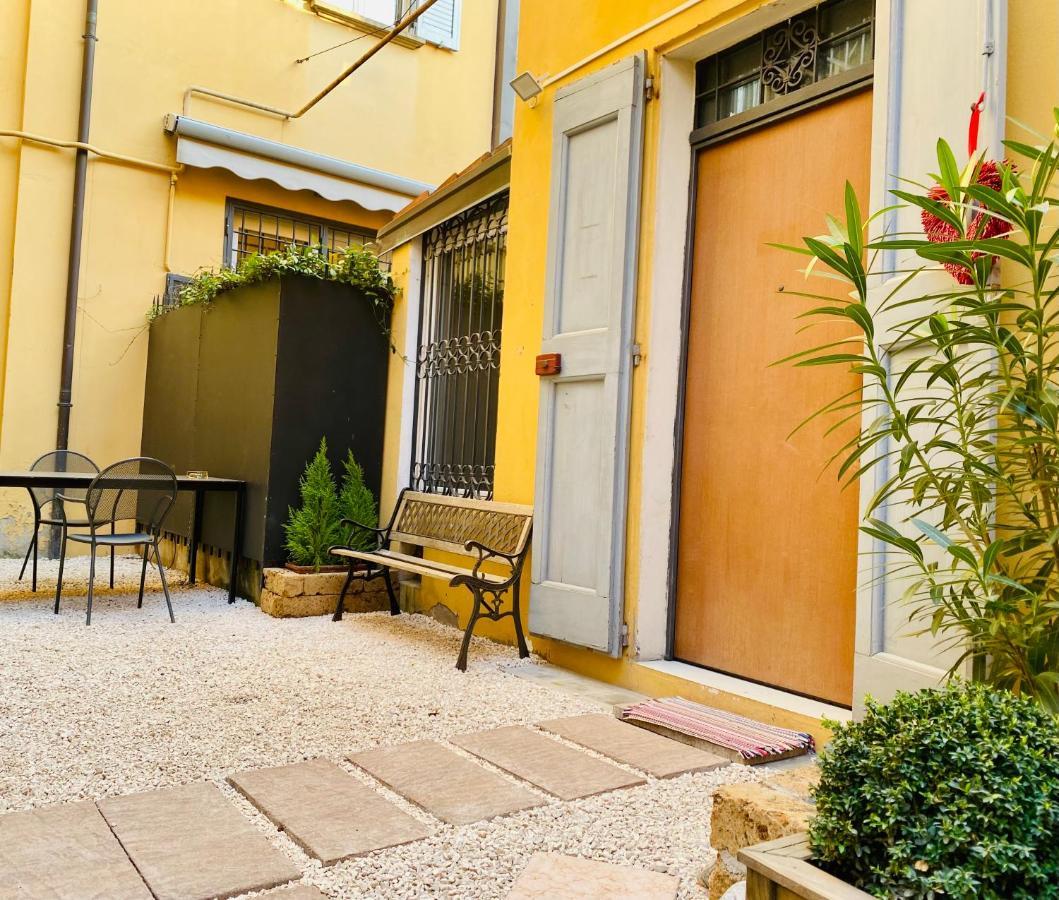 Gamberini House - Private Garden Bolonha Exterior foto